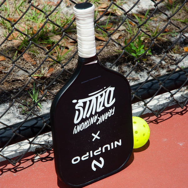 How to Re-Grip a Pickleball Paddle
